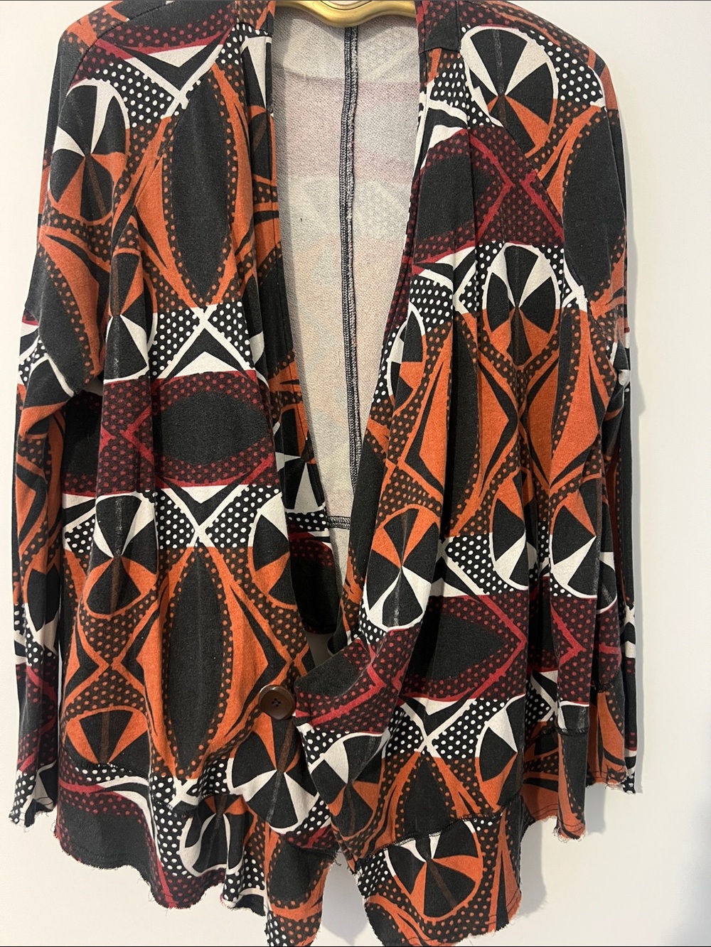 Free People Women’s Open Front Cardigan with button closure.XS wore 2x Cute!